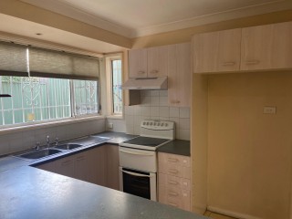 View profile: Great & Convenient 2 Bedroom and 2 Bathroom Villa!