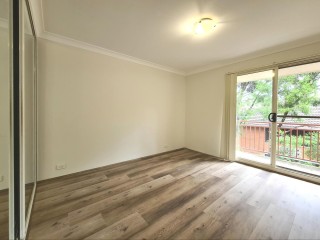 View profile: Three Minutes to Station & Shopping Centre!