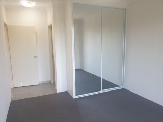 View profile: Stunning 2 Bedroom apartment with spacious Kitchen situated in PRIME location! ONE WEEKS FREE RENT!
