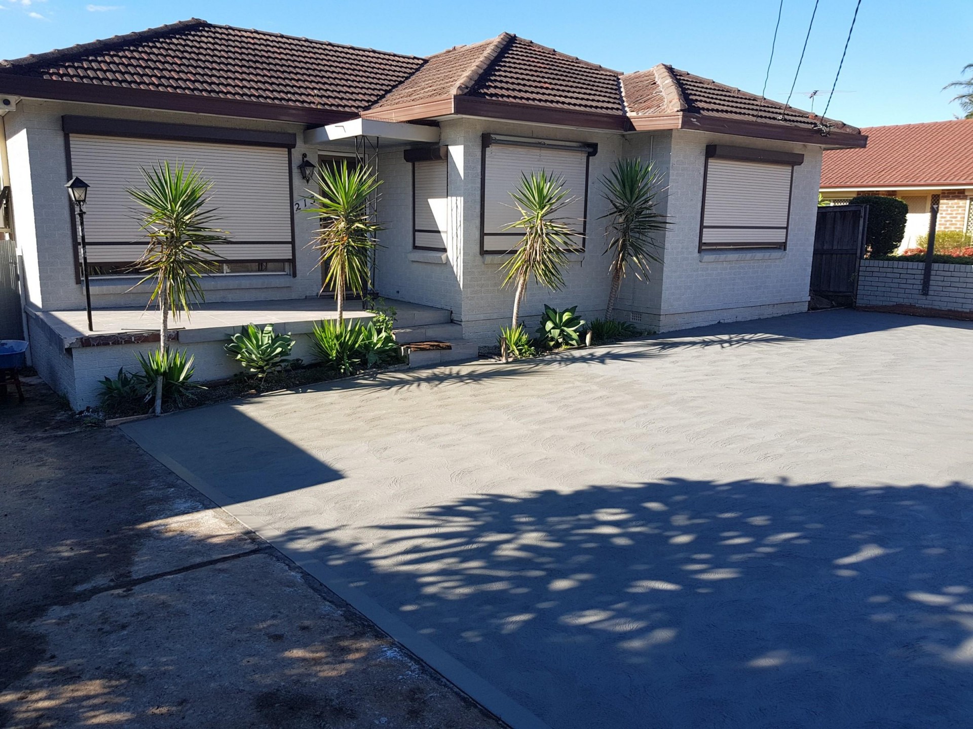 3 bedrooms and Pet Friendly Home