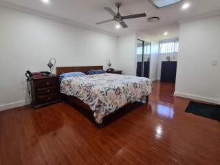 View profile: 3 Bed Townhouse in Girraween School Catchment