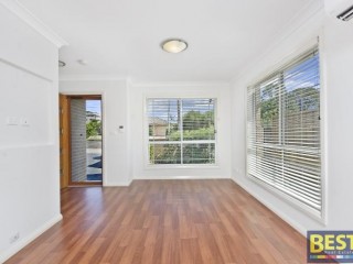 View profile: Stunning TORRENS Title Duplex in Outstanding Location!