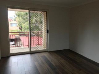 View profile: Walk to Station & Shops!