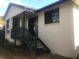 View profile: Short Stroll to Station & Shops!