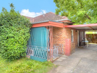 View profile: Cheap Rental- Large Backyard