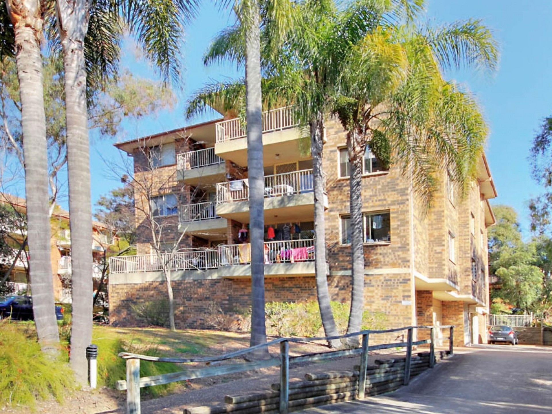 Outstanding Location in school catchment area!