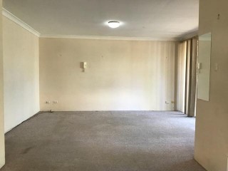 View profile: Outstanding Location in school catchment area!