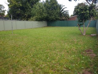 View profile: Walk to Station! In Westmead Primary School Catchment!