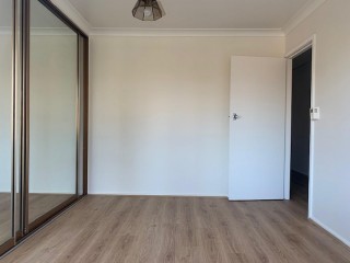 View profile: 3 Bedroom House with large backyard