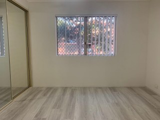 View profile: Outstanding Location! Fully Renovated Unit!