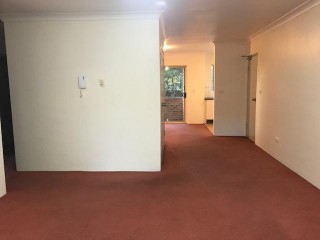 View profile: 2 Minutes to Station & Shops!