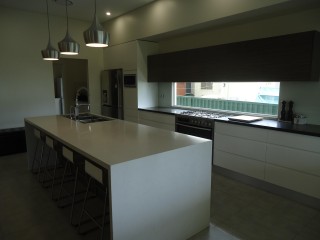 View profile: Jacuzzi, Ducted Air Conditioning & Woodfired Oven