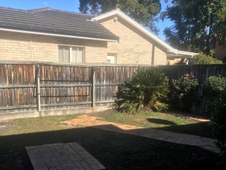 View profile: 3 Bedrooms! Air Conditioning! Gas Cooking!