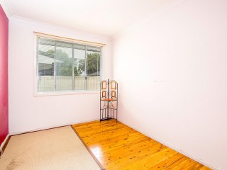 View profile: Convenient Location with air conditioning and private yard