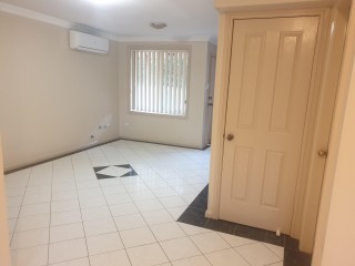 View profile: Modern Townhouse! Perfect Location!!