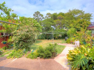 View profile: Outstanding Location! 5 Minute Walk to Station!