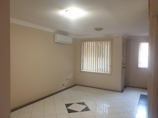 View profile: Modern Townhouse! Perfect Location!!