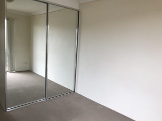 View profile: Easy stroll to Station and hospital!  Two bathrooms! Freshly painted and new carpet!