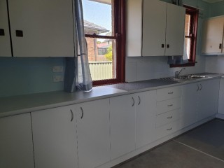 View profile: Walk to Station! In Westmead Primary School Catchment!