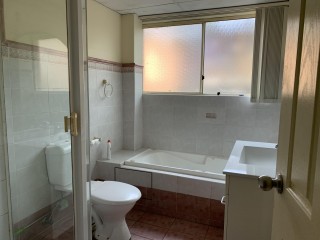 View profile: 3 Bedrooms!, 2 Bathrooms! Air Conditioning