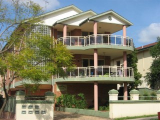 View profile: Two Bathrooms! Walk to Westmead Hospitals!
