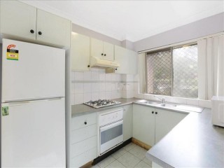 View profile: Outstanding Location! 1 Minutes to Woolies & 7 Minutes to Station!