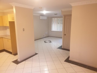 View profile: Modern Townhouse! Perfect Location!!