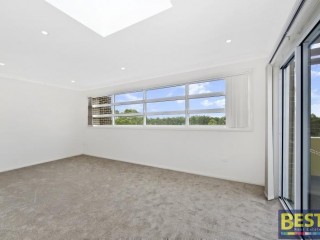 View profile: Stunning Luxury Apartment!