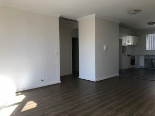 View profile: 2 Bedrooms! 2 Bathrooms! 2 Minutes to Station!