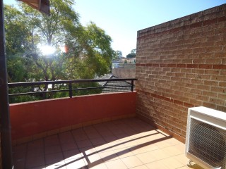 View profile: Walk to Station! Air Conditioning & Gas Cooking!