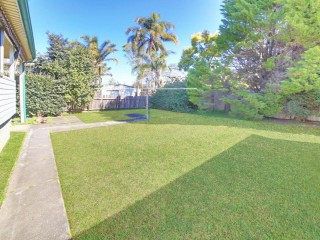 View profile: 1 Minute Walk to Wentworthville Station!