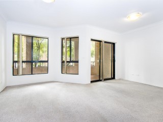 View profile: 5 Minutes Walk to Station!