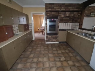 View profile: Outstanding Location! 5 Minute Walk to Westmead Station!