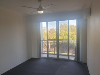 View profile: Stunning 2 Bedroom apartment with spacious Kitchen situated in PRIME location! ONE WEEKS FREE RENT!