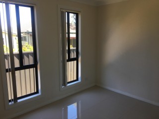 View profile: 3 Bedroom Granny Flat -Walk to Station