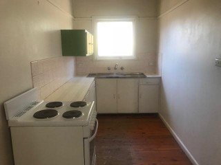 View profile: Self Contained Flat- Walk to Station!