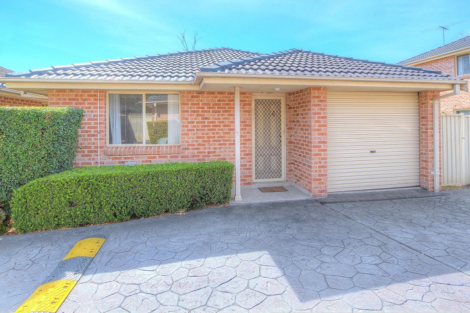 Top Quality Villa with Gas Cooking & Air Conditioning!