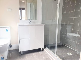View profile: “Stylish & Spacious Home in a Quiet Street and walk to Station”