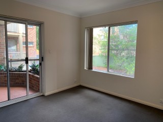 View profile: Outstanding Location Easy stroll to Station & Shopping Centre!