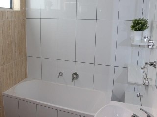View profile: Stunning 2 Bedroom apartment with spacious Kitchen situated in PRIME location! ONE WEEKS FREE RENT!