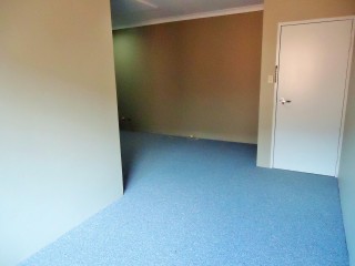 View profile: Cheapest Unit! Walk to Station & Shops!