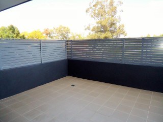 View profile: Superb Modern Unit with Courtyard & Air Conditioning