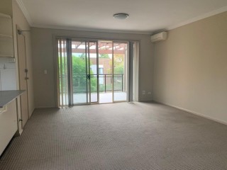 View profile: Two Bathrooms! 10 Minutes to Station!