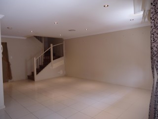 View profile: Spacious 4 Bedroom with Ducted Air Conditioning