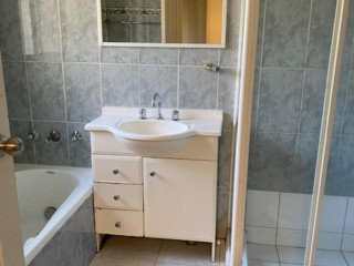View profile: 3 Bedroom Townhouse Walk to Girraween Public School