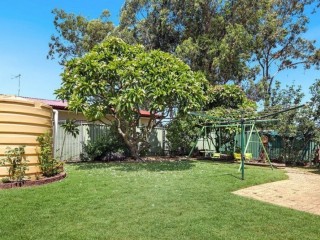 View profile: Four Bedrooms! Ten Minutes to Station!