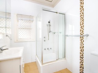 View profile: Lovely Quiet Family Area