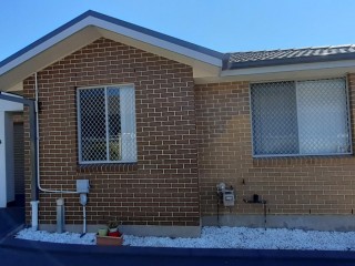 View profile: Well maintained 3-bedroom home in the highly sought after Girraween Public School catchment!!!
