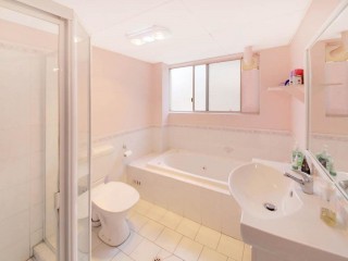View profile: Five minutes walk from Station!!
