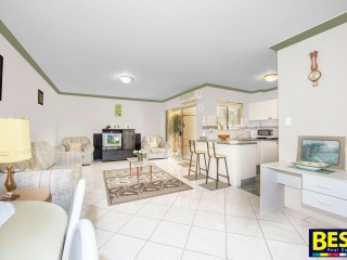 View profile: Outstanding Location! Walk to Station!